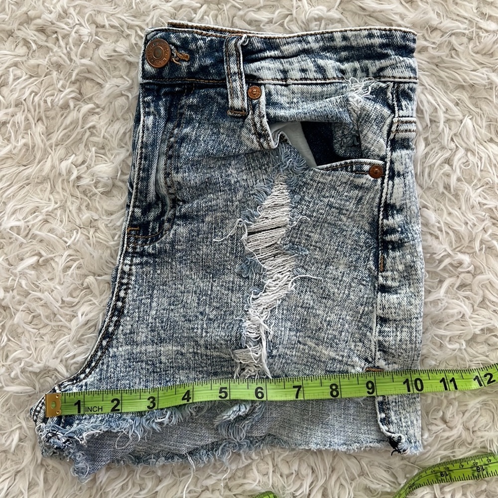 Almost Famous Super High Rise Shorts - Picture 10 of 11